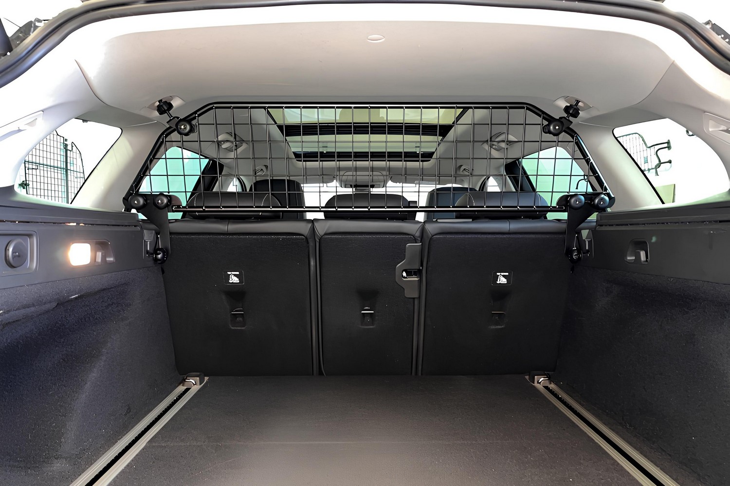 Dog guard suitable for Opel Insignia B Sports Tourer 2017-present wagon Kleinmetall Masterline