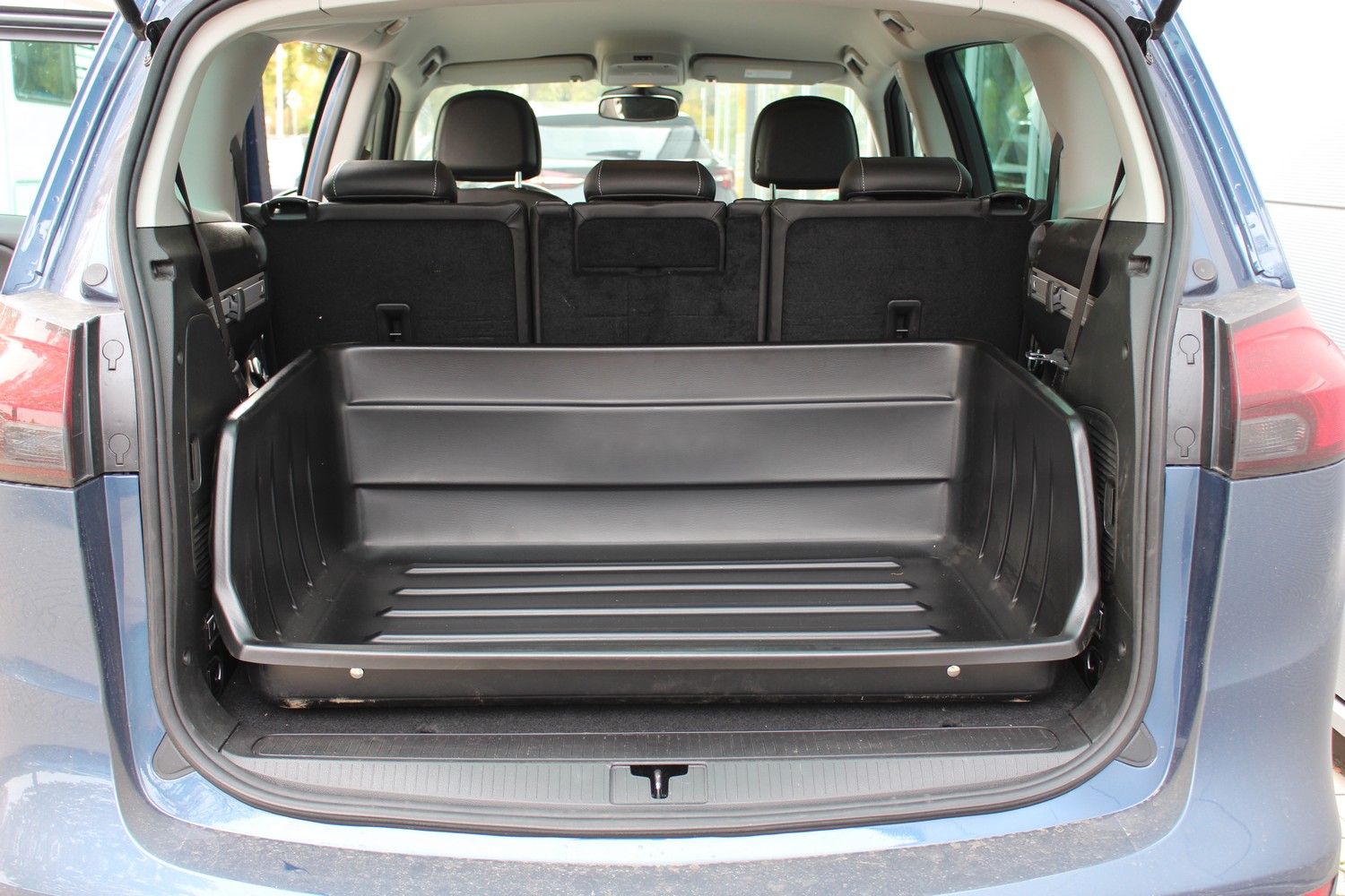 Kofferbakschaal geschikt voor Opel Zafira Tourer C 2011-2019 Boot-Guard 106 x 80 x 33 cm