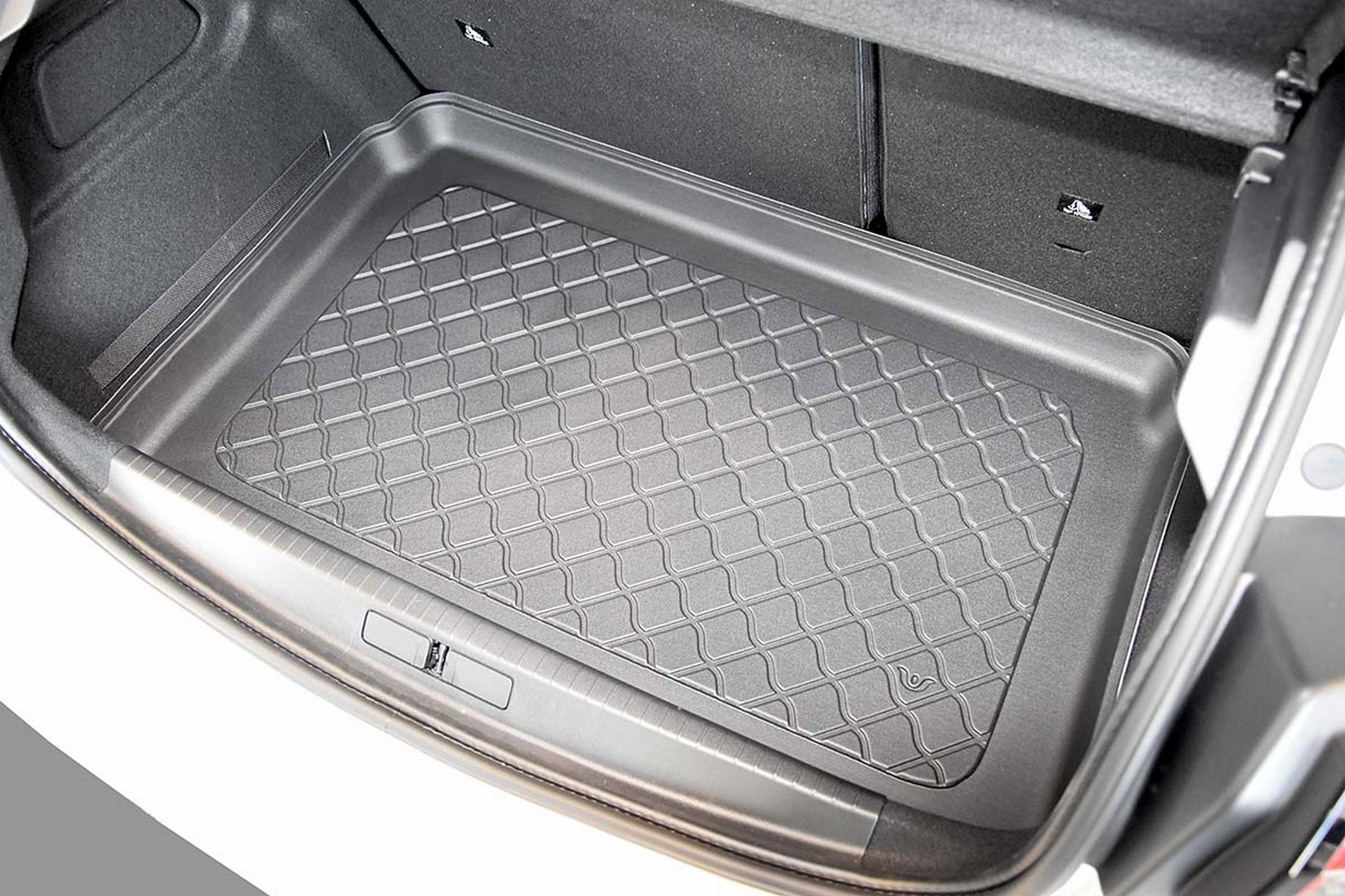 Boot mat suitable for Opel Corsa F 2019-present 5-door hatchback Guardliner anti slip PE/TPE rubber (OPE7COTM-G) (3) Boot mat suitable for Opel Corsa F 2019-present 5-door hatchback Guardliner anti slip PE/TPE rubber (OPE7COTM-G) (3)