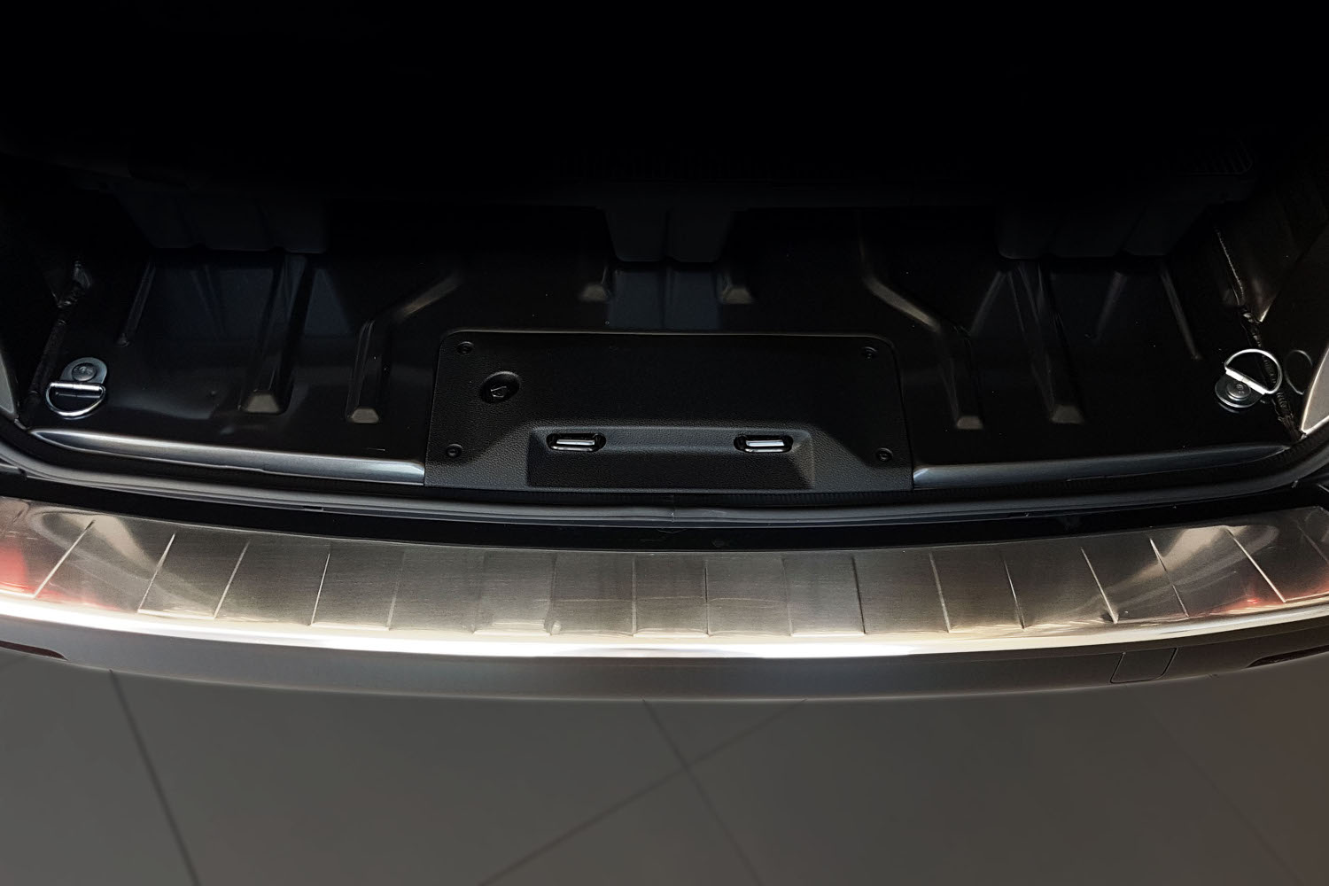 Protection de seuil de coffre convient à Opel Zafira Life 2019-présent acier inox brossé