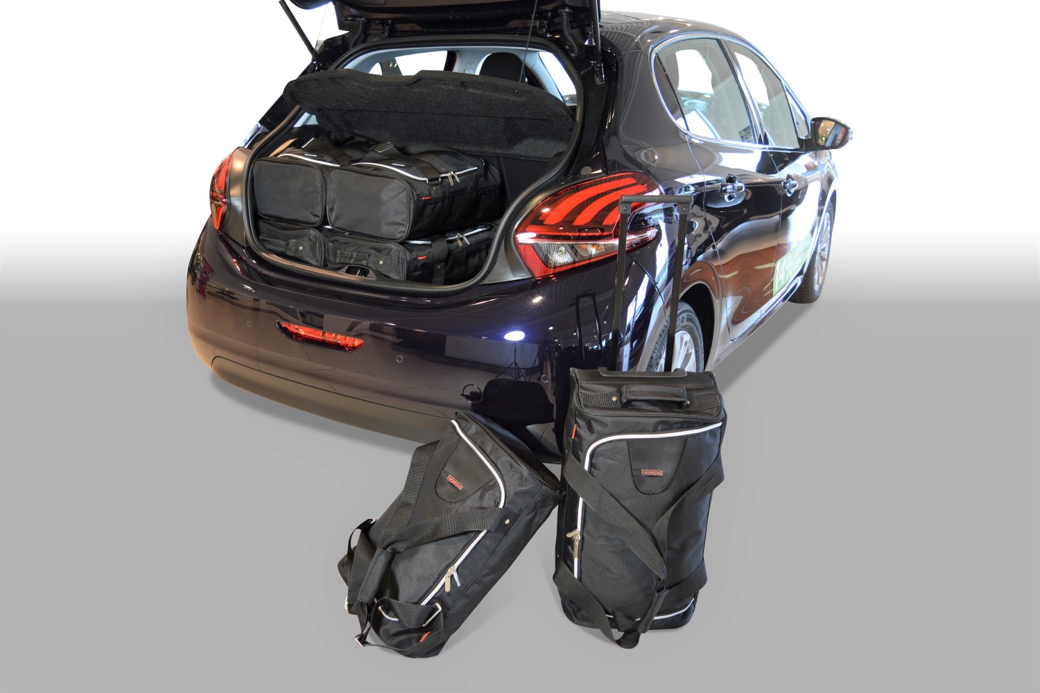 Set de sacs de voyage convient à Peugeot 208 I 2012-2019 5 portes bicorps Original
