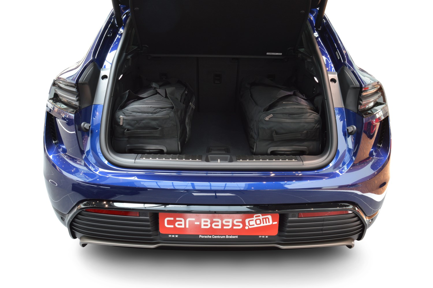 Travel bag set suitable for Porsche Macan (XAB) 2024-present Pro.Line (2) Travel bag set suitable for Porsche Macan (XAB) 2024-present Pro.Line (2)