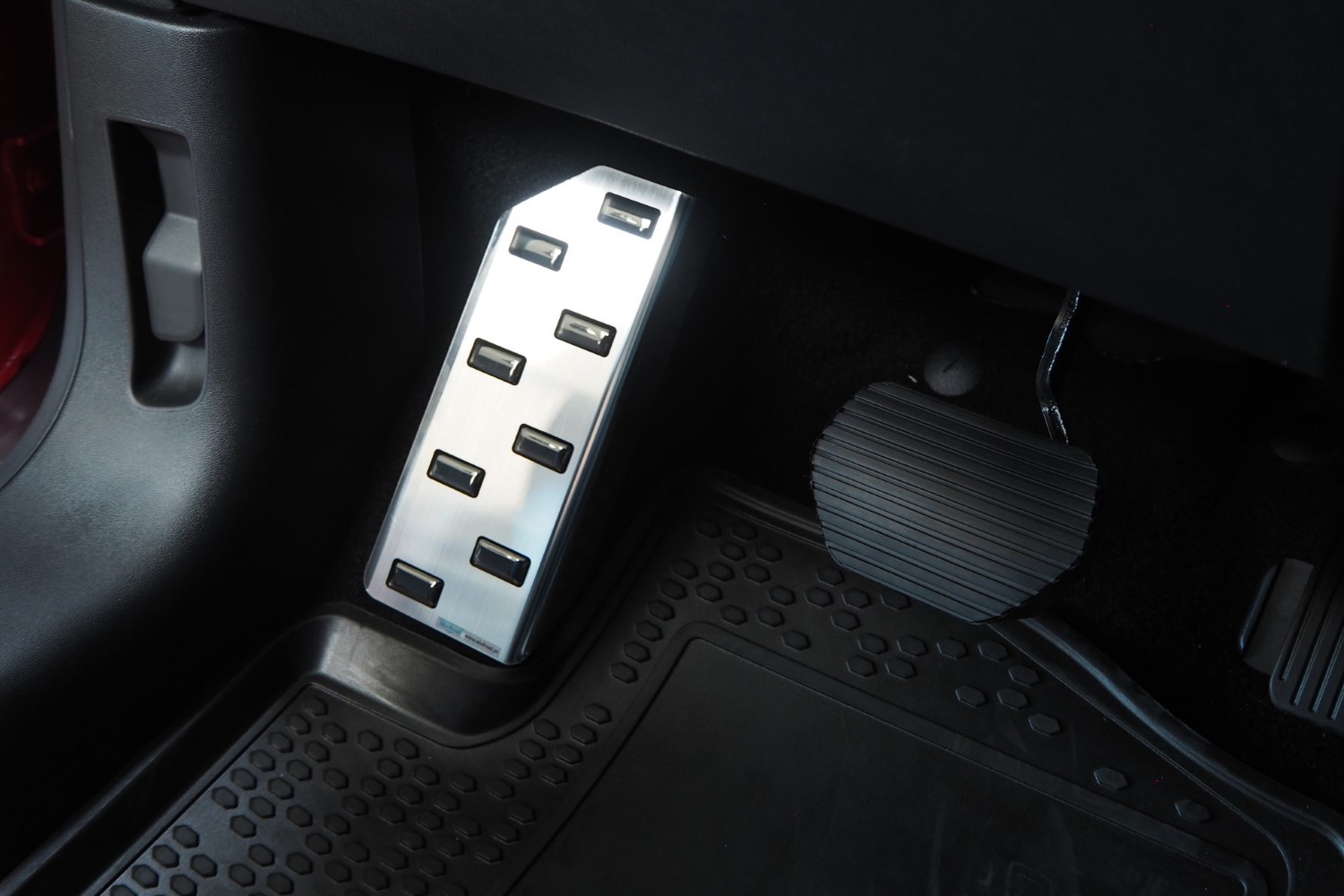 Foot rest trim suitable for Peugeot 208 I 2012-2019 3 & 5-door hatchback stainless steel brushed
