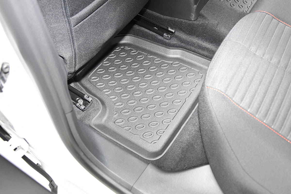 Tapis de sol en TPE pour Peugeot 208 II Hayon (06.2019-.) - tapis de  voiture - noir - Aristar - Guardliner - pas pour la version électrique