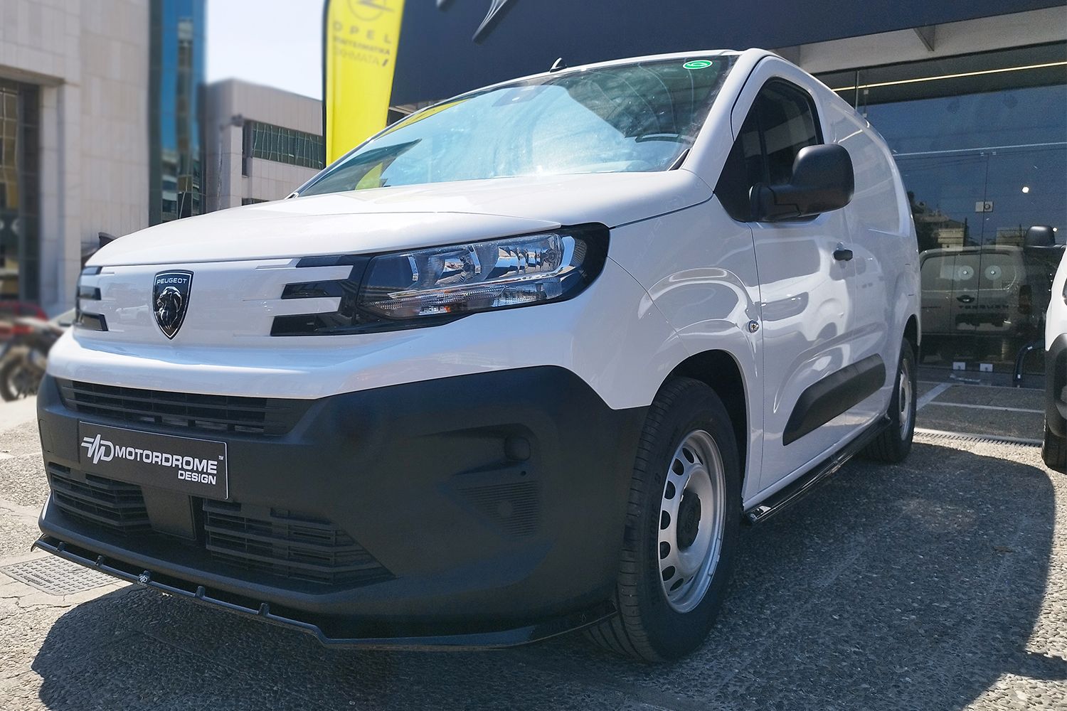 Side skirts suitable for Peugeot Partner III (K9) 2024-present - painted (2) Side skirts suitable for Peugeot Partner III (K9) 2024-present - painted (2)