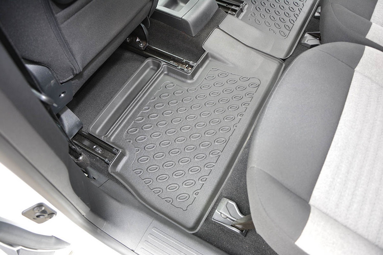 Car mats suitable for Peugeot Partner III (K9) 2018-present Cool Liner PE/TPE rubber (PEU2PAFM-C) (4) Car mats suitable for Peugeot Partner III (K9) 2018-present Cool Liner PE/TPE rubber (PEU2PAFM-C) (4)