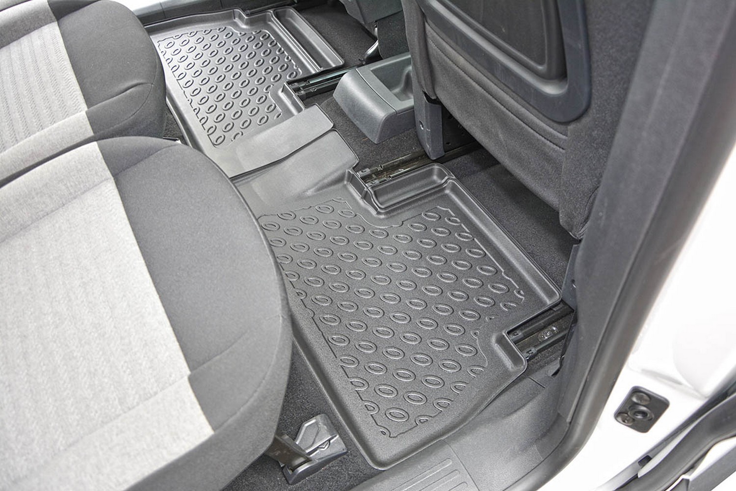 Car mats suitable for Peugeot Partner III (K9) 2018-present Cool Liner PE/TPE rubber (PEU2PAFM-C) (5) Car mats suitable for Peugeot Partner III (K9) 2018-present Cool Liner PE/TPE rubber (PEU2PAFM-C) (5)