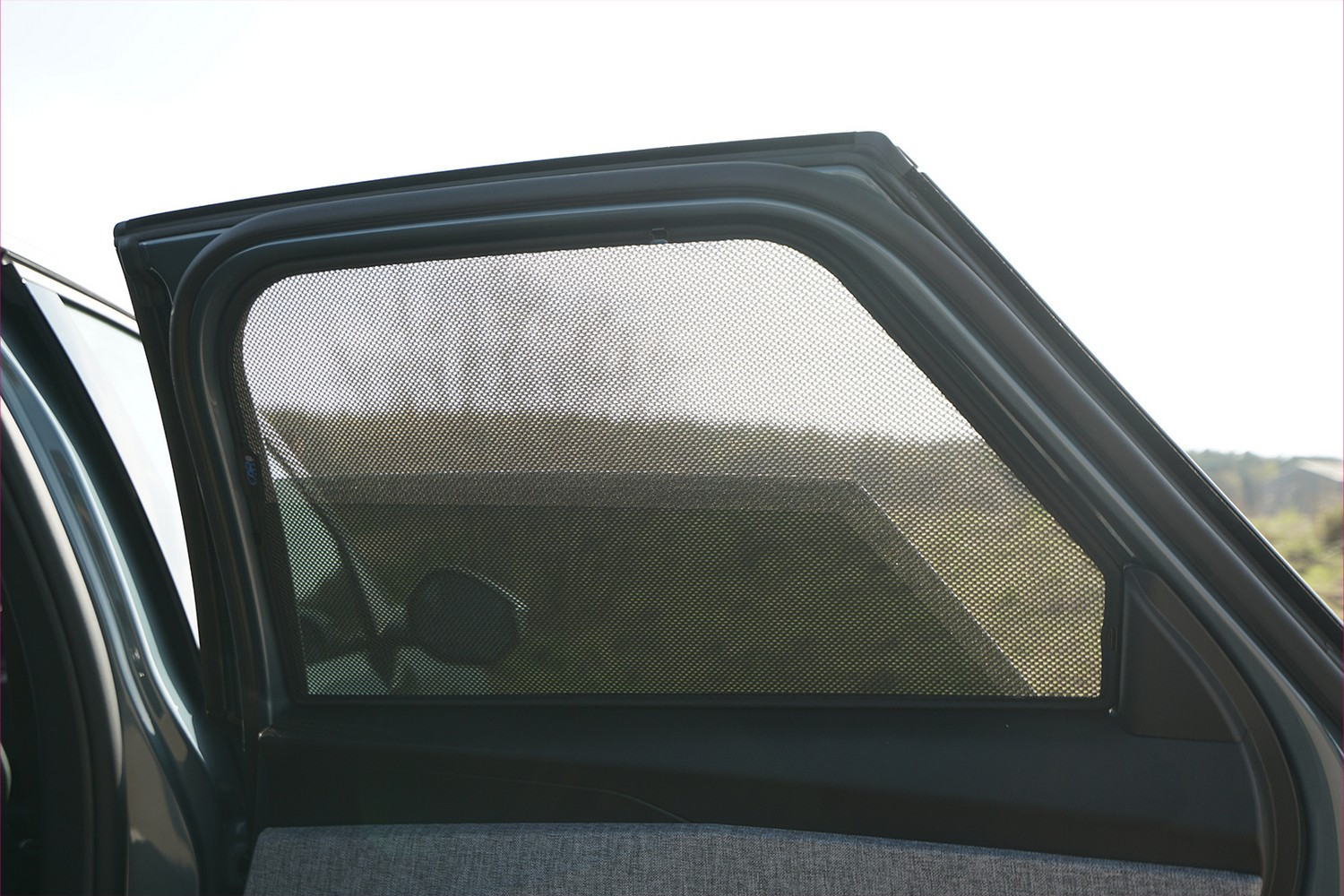Sun shades suitable for Peugeot 3008 III 2024-present Car Shades - rear side doors