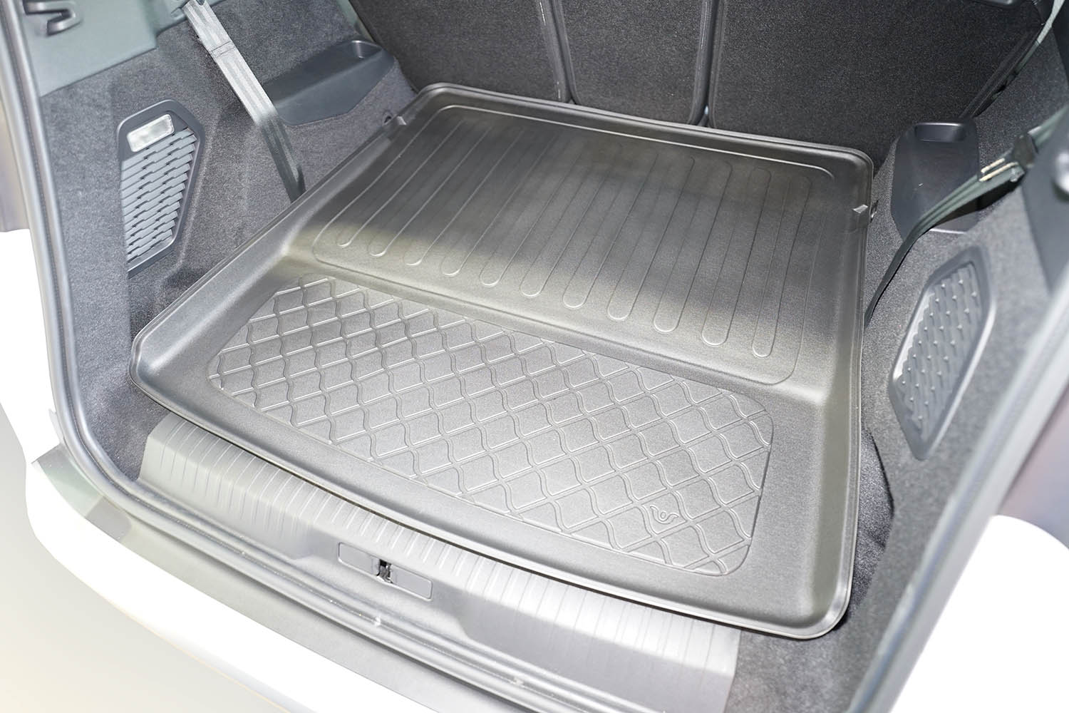 Boot mat suitable for Peugeot 5008 III 2024-present Guardliner anti slip PE/TPE rubber (PEU350TM-G) (5)