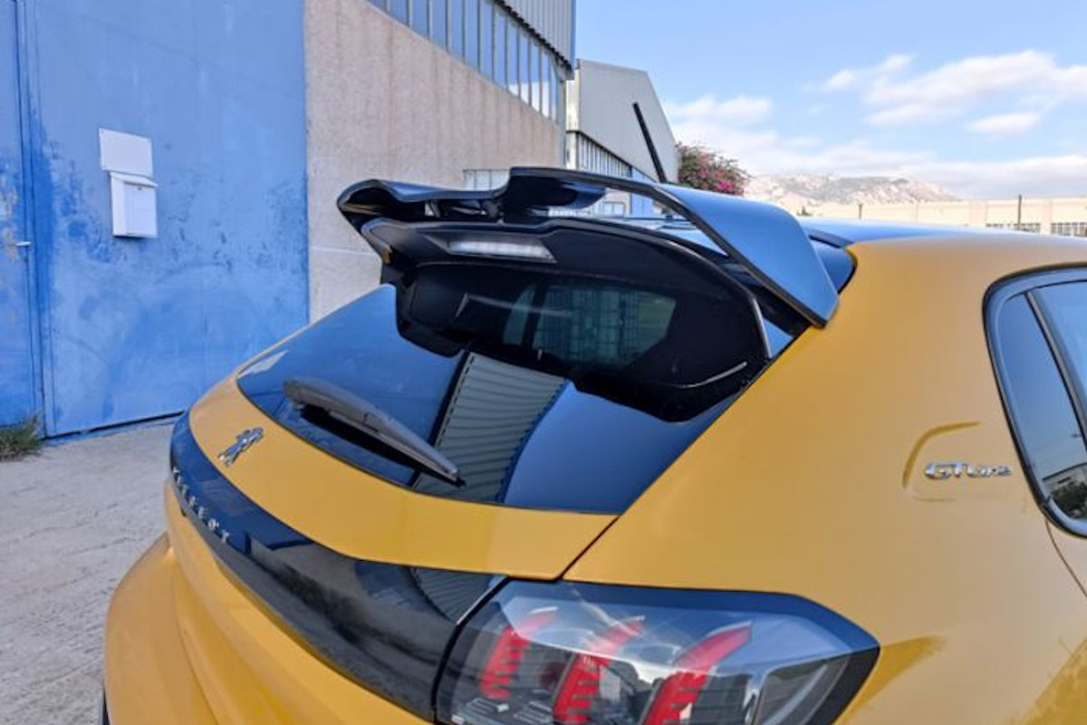 Becquet de toit Peugeot 208 II 2019-présent 5 portes bicorps