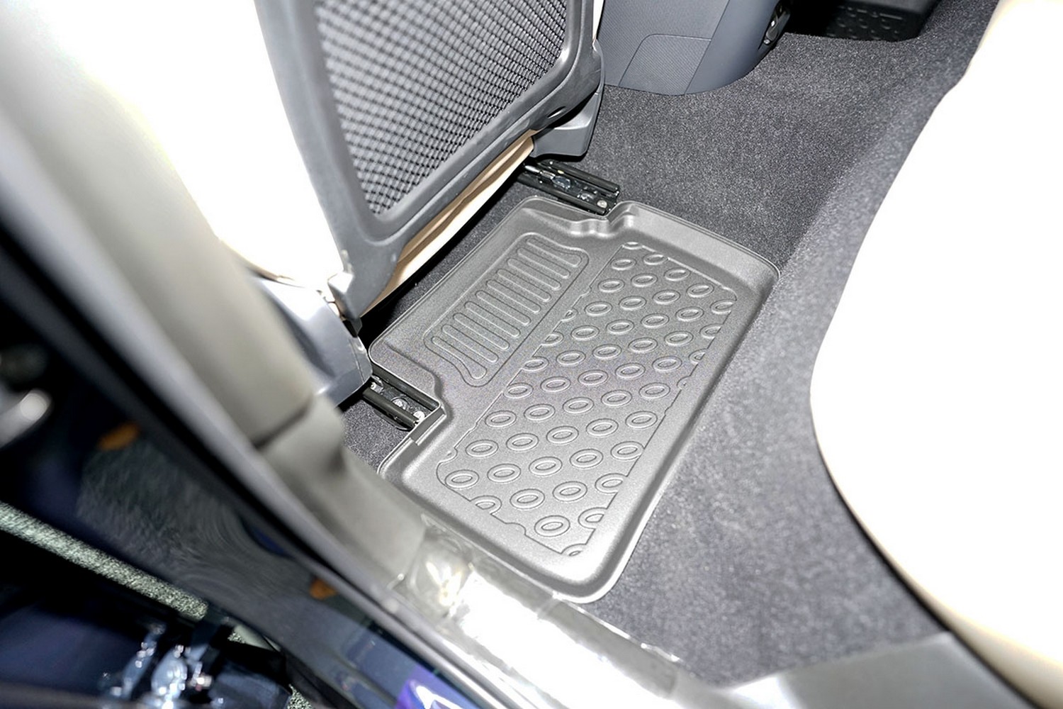 Car mats suitable for Polestar 2 2020-present 5-door hatchback Cool Liner PE/TPE rubber (POL2P2FM-C) (4)