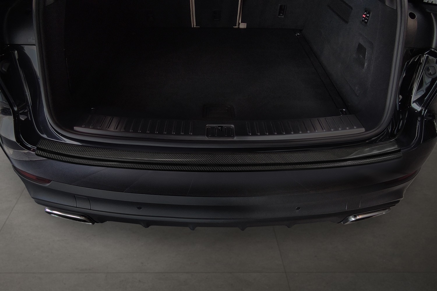 Rear bumper protector Porsche Cayenne III (PO536) carbon CarPartsExpert