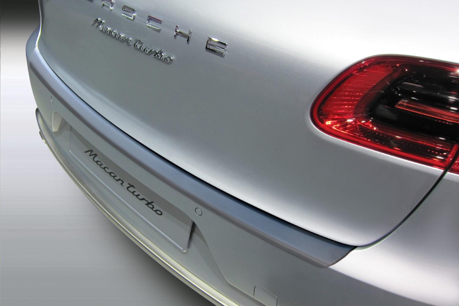 Rear bumper protector suitable for Porsche Macan (95B) 2014-2024 ABS - matt black