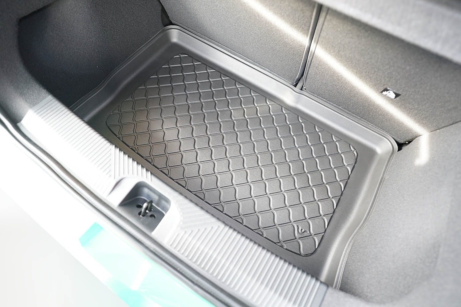 Boot mat suitable for Renault 5 E-tech 2024-present 5-door hatchback Guardliner anti slip PE/TPE rubber (REN15TM-G) (2)