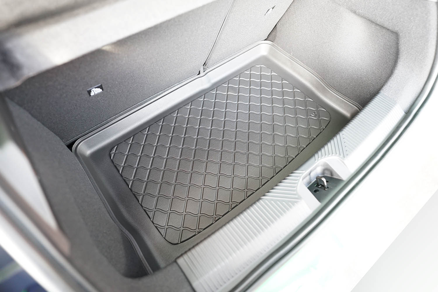 Boot mat suitable for Renault 5 E-tech 2024-present 5-door hatchback Guardliner anti slip PE/TPE rubber (REN15TM-G) (4)