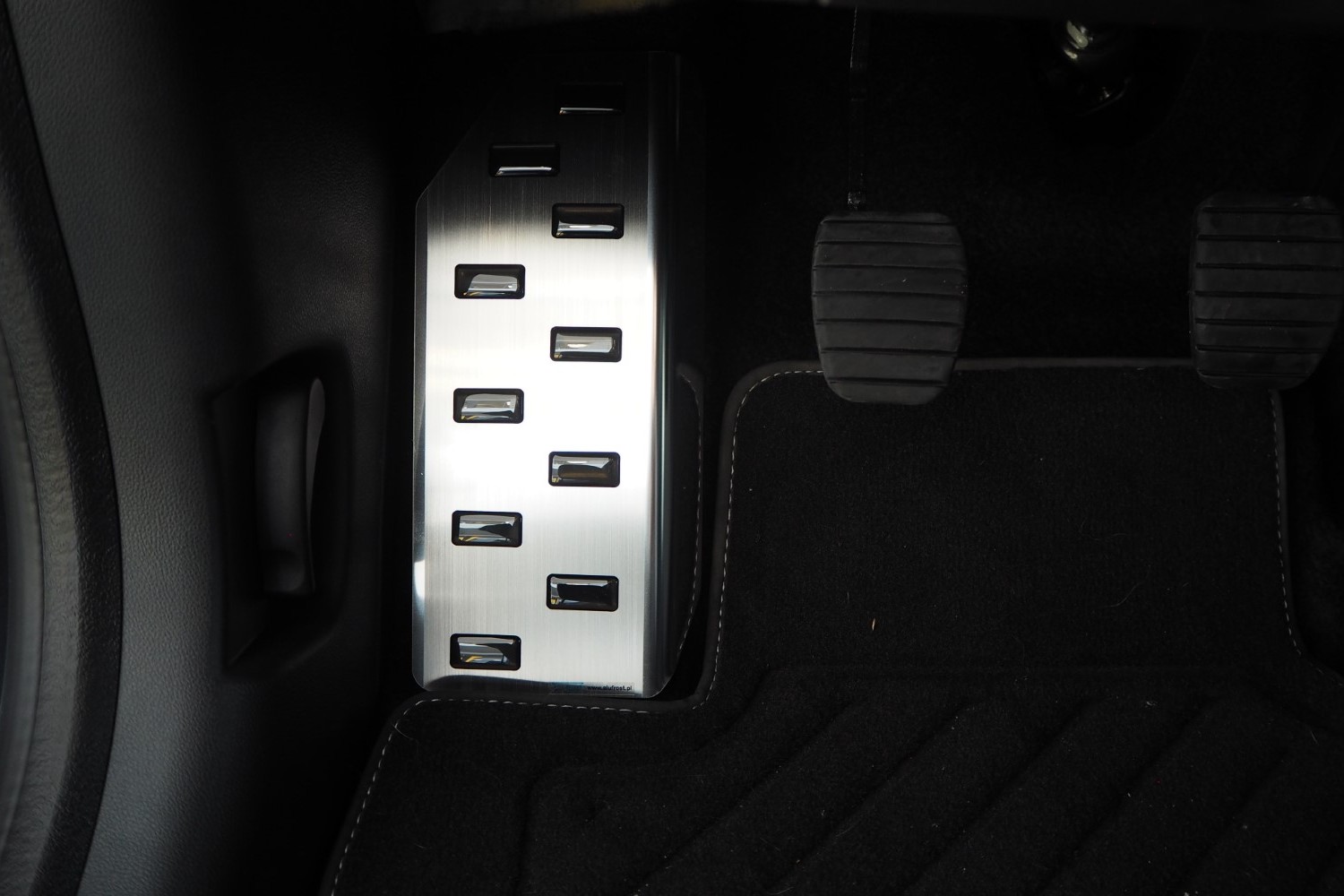 Garniture repose-pied convient à Renault Clio III 2005-2012 5 portes bicorps acier inox brossé