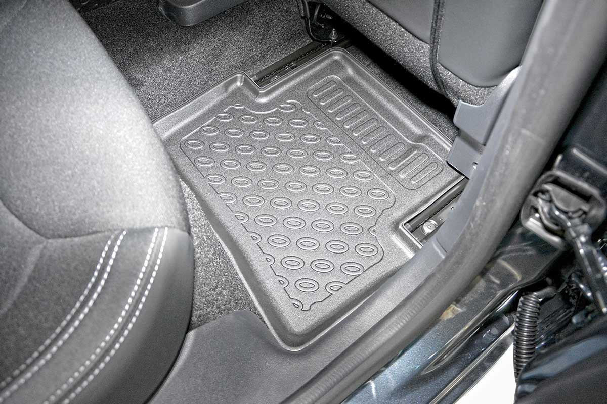 Renault clio on sale rubber car mats