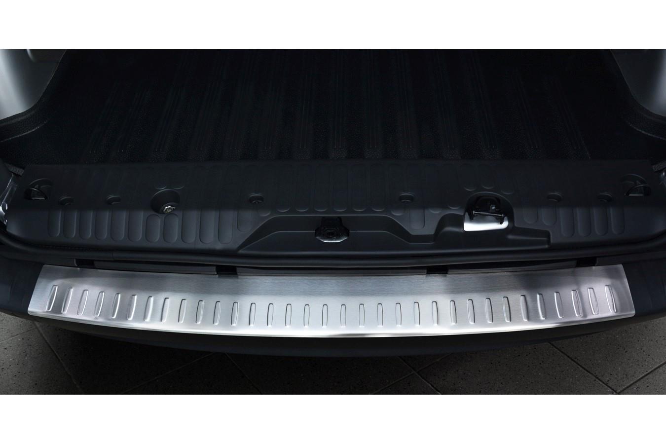 Protection de seuil arrière inox sur mesure pour Renault Kangoo & Nissan  Townstar 2021- 'Ribs' AVISA (AV 235798)