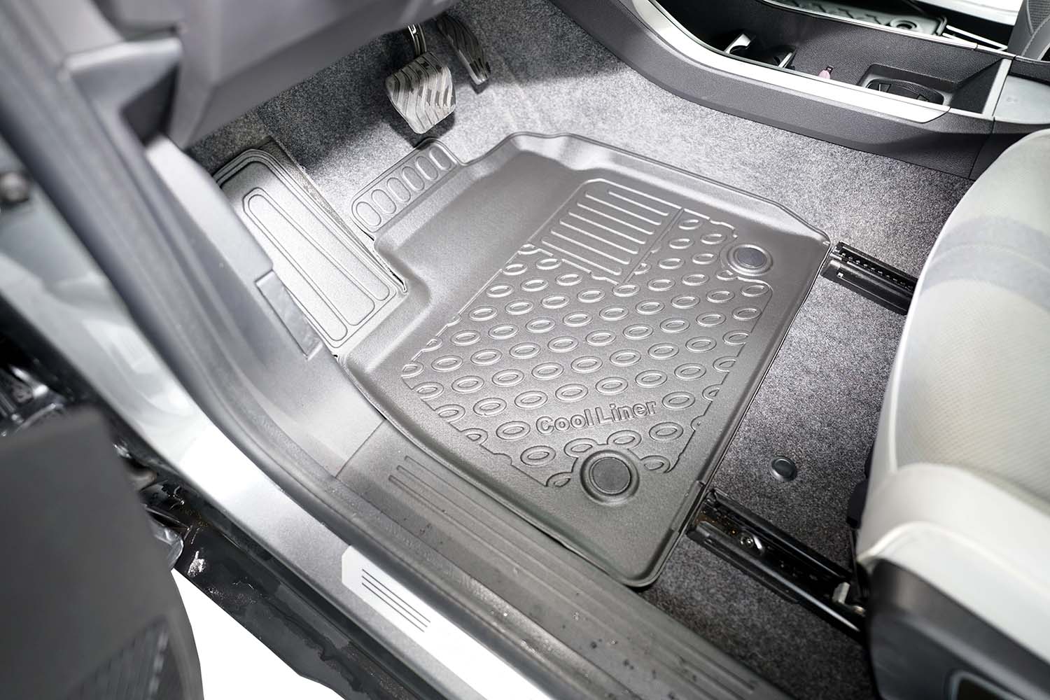 Car mats suitable for Renault Sc&eacute;nic E-Tech 2024-present Cool Liner PE/TPE rubber (REN1SCFM-C) (4)