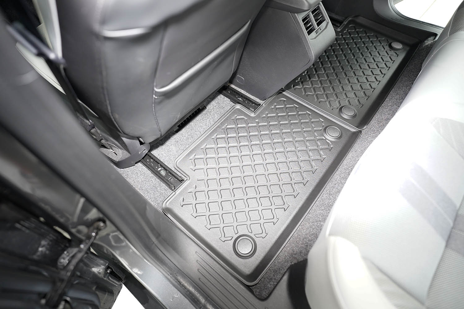 Car mats suitable for Renault Sc&eacute;nic E-Tech 2024-present Guardliner PE/TPE rubber (REN1SCFM-G) (4)