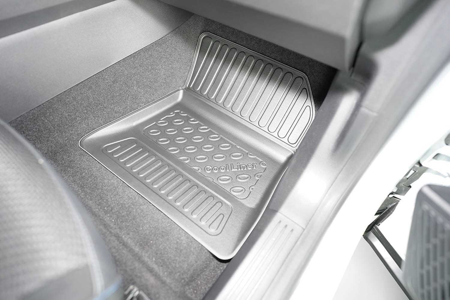 Car mats suitable for Renault Austral 2022-present Cool Liner PE/TPE rubber (REN2AUFM-C) (3)