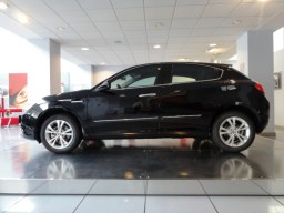 Door protector Alfa Romeo Giulietta 2010-2020 5d (ALF1GIPU)