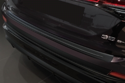 Rear bumper protector suitable for Audi Q8 e-tron (GE) 2022-> stainless steel matt black (AUD2Q8BP) (1)