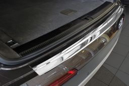Audi Q7 (4M) 2015-present rear bumper protector stainless steel high gloss - carbon (AUD5Q7BP)
