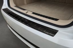 Rear bumper protector BMW X6 (F16) 2014-2019 carbon (BMW15X6BP) (1)