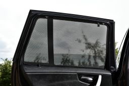 Sun shades BMW X3 (E83) 2004-2010  Car Shades - rear side doors (1)