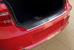 BMW 1 Series (E81 - E87) 2007-2011 3 & 5-door hatchback rear bumper protector stainless steel (BMW21SBP) (1)