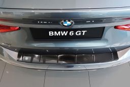BMW 6 series GT (G32) 2017-> 5-door hatchback rear bumper protector carbon / Ladekantenschutz Carbon / achter bumperbeschermer carbon / protection de seuil de coffre carbone (BMW26SBP)