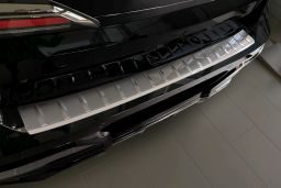 Rear bumper protector BMW 7 Series (G70) 2022-> 4-door saloon stainless steel (BMW47SBP) (1)