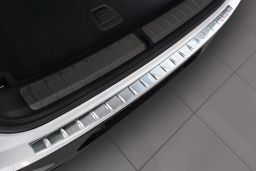 Rear bumper protector BMW X4 (G02) 2021-> stainless steel (BMW9X4BP) (1)