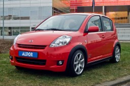 Daihatsu Sirion M3# '05- bodykit (DAI1SIK)