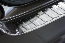 Fiat Tipo (Type 356) 2016-> 4-door saloon rear bumper protector stainless steel (FIA1TIBP) (4)