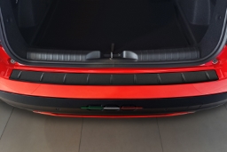 Rear bumper protector suitable for Fiat 600 2023-present stainless steel matt black (2)