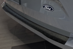 Rear bumper protector suitable for Ford Tourneo Custom II 2023-> aluminium diamond plate matt black (FOR17TOBP) (1)