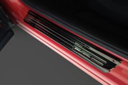 Honda CR->V V 2018-> door sill plates set 4 pcs (HON1CVEG) (1)