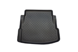 Boot mat suitable for Jaguar XE (X760) 2015-2019 4-door saloon Guardliner anti slip PE/TPE rubber (JAG1XETM-G) (1)