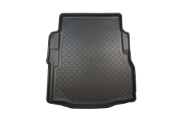 Boot mat suitable for Jaguar XF (X260) 2015-> 4-door saloon Guardliner  anti slip PE/TPE rubber (JAG4XFTM-G) (1)