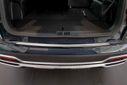 Rear bumper protector Kia Sorento (MQ4) 2020-> stainless steel (KIA8SOBP) (1)