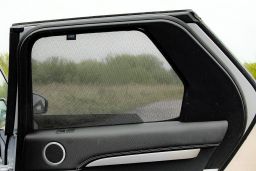 Sun shades Land Rover - Range Rover Discovery 5 2017-> Car Shades - rear side doors (1)