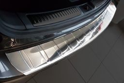 Mazda Mazda6 (GJ) 2012-> wagon rear bumper protector stainless steel / Ladekantenschutz Edelstahl / achter bumperbeschermer RVS / protection de seuil de coffre acier inox (MAZ12M6BP)