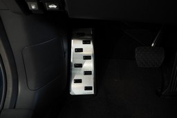 Foot rest trim suitable for Mazda CX-5 (KF) 2017->   stainless steel brushed (MAZ2C5FA) (1)