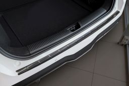 Rear bumper protector MG MG4 EV 2022-> 5-door hatchback stainless steel brushed anthracite (MG2MG4BP) (1)
