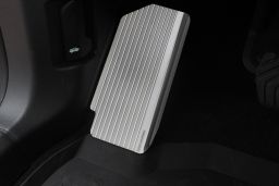 Foot rest trim Nissan X-Trail IV (T33) 2021-> stainless steel (NIS13XTBA) (1)