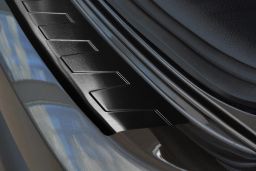 Nissan Qashqai (J11) 2013-> rear bumper protector stainless steel black (NIS18QABP) (1)