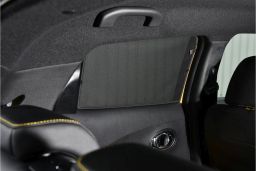 Sun shades Nissan Juke (F15) 2010-2019 Car Shades - rear side doors (1)