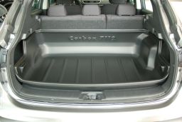 Nissan Qashqai (J11) 2013-> Carbox Classic high sided boot liner (NIS3QACC) (1)